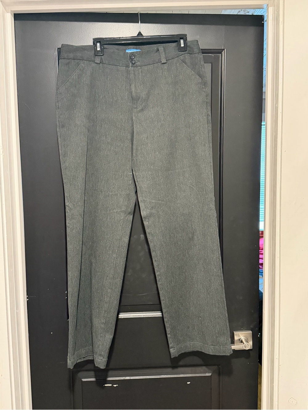 Dockers Women's Gray Straight-Leg Trousers